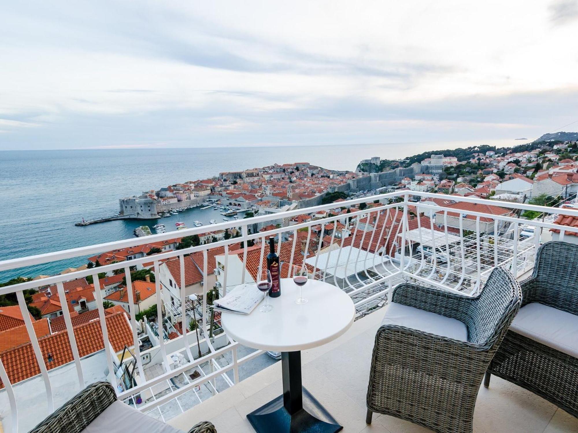 Ploce Apartments-One-Bedroom Apartment With Terrace And Sea View Dubrovnik Eksteriør bilde